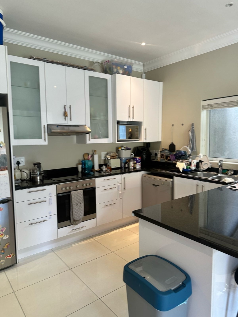 3 Bedroom Property for Sale in Claremont Western Cape